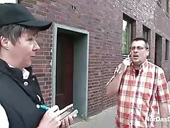 49 yr 古いドイツ毛深い熟女誘惑屋外性交するには